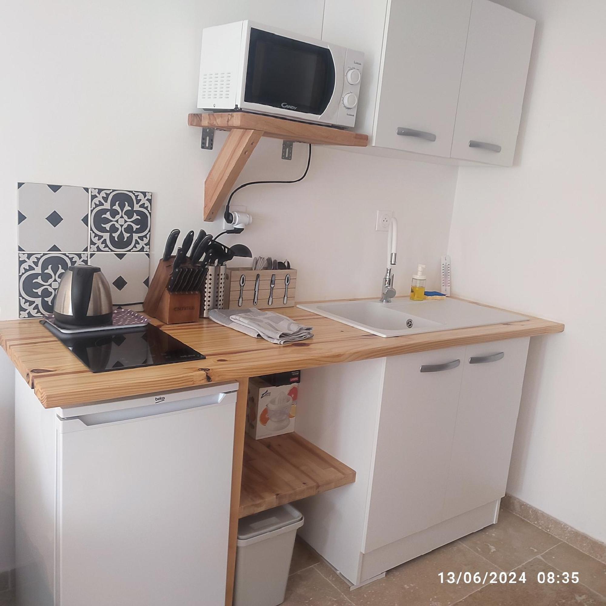 Logement Le Gabian Ampus 외부 사진