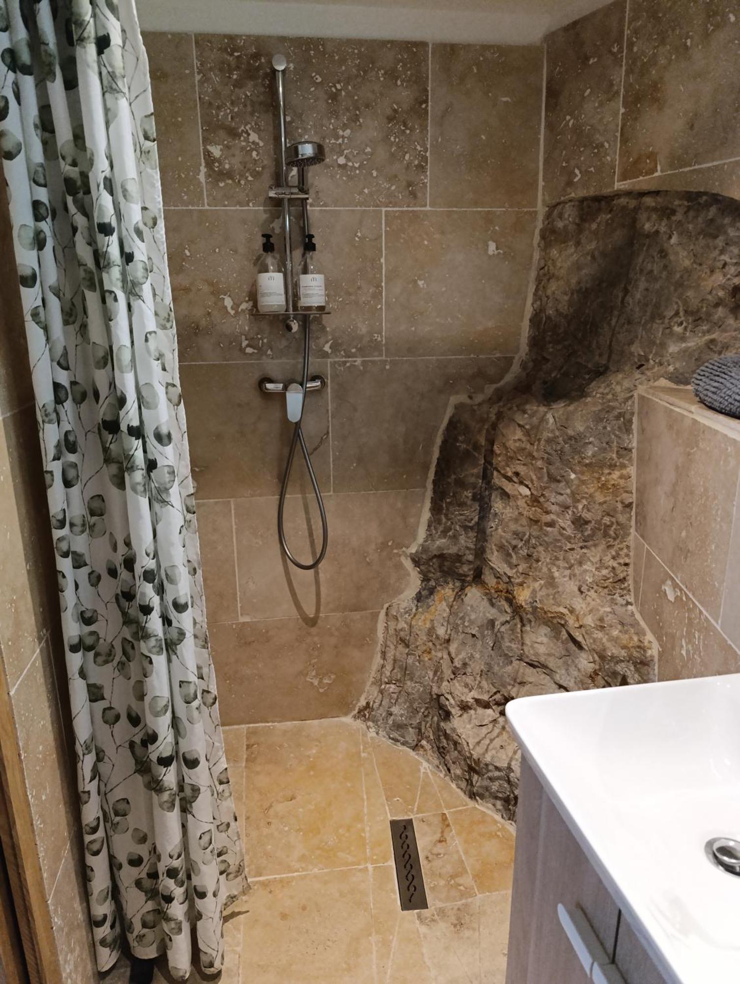 Logement Le Gabian Ampus 외부 사진