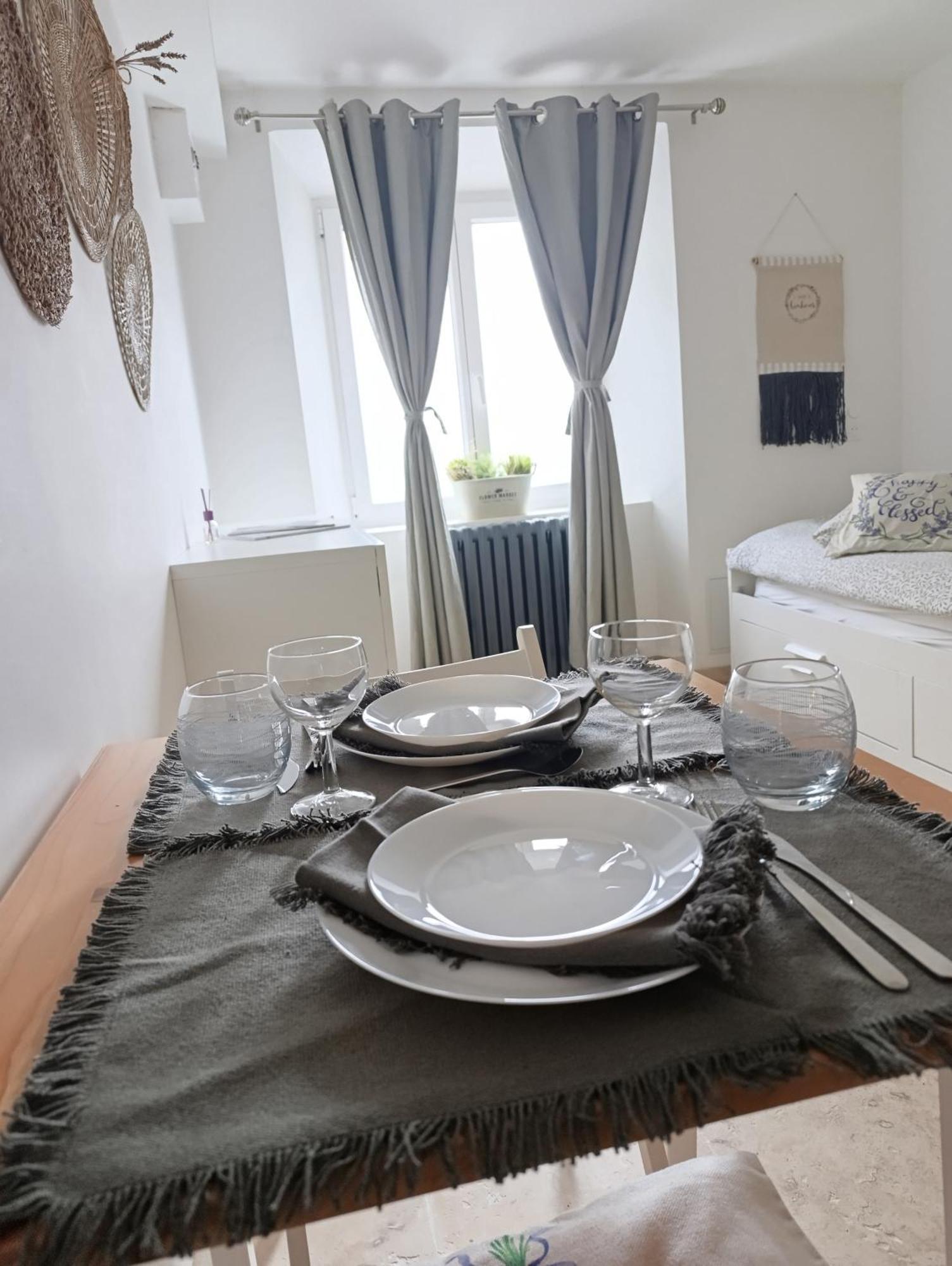 Logement Le Gabian Ampus 외부 사진